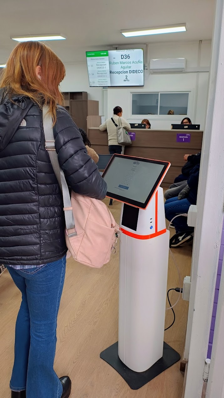 Tótem R2 de emisión de turnos